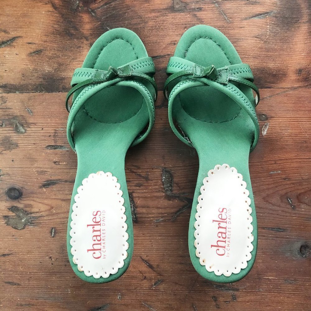 Charles David Leaf Green Slide Sandals Size 6.5 B NEW - Picture 4 of 5